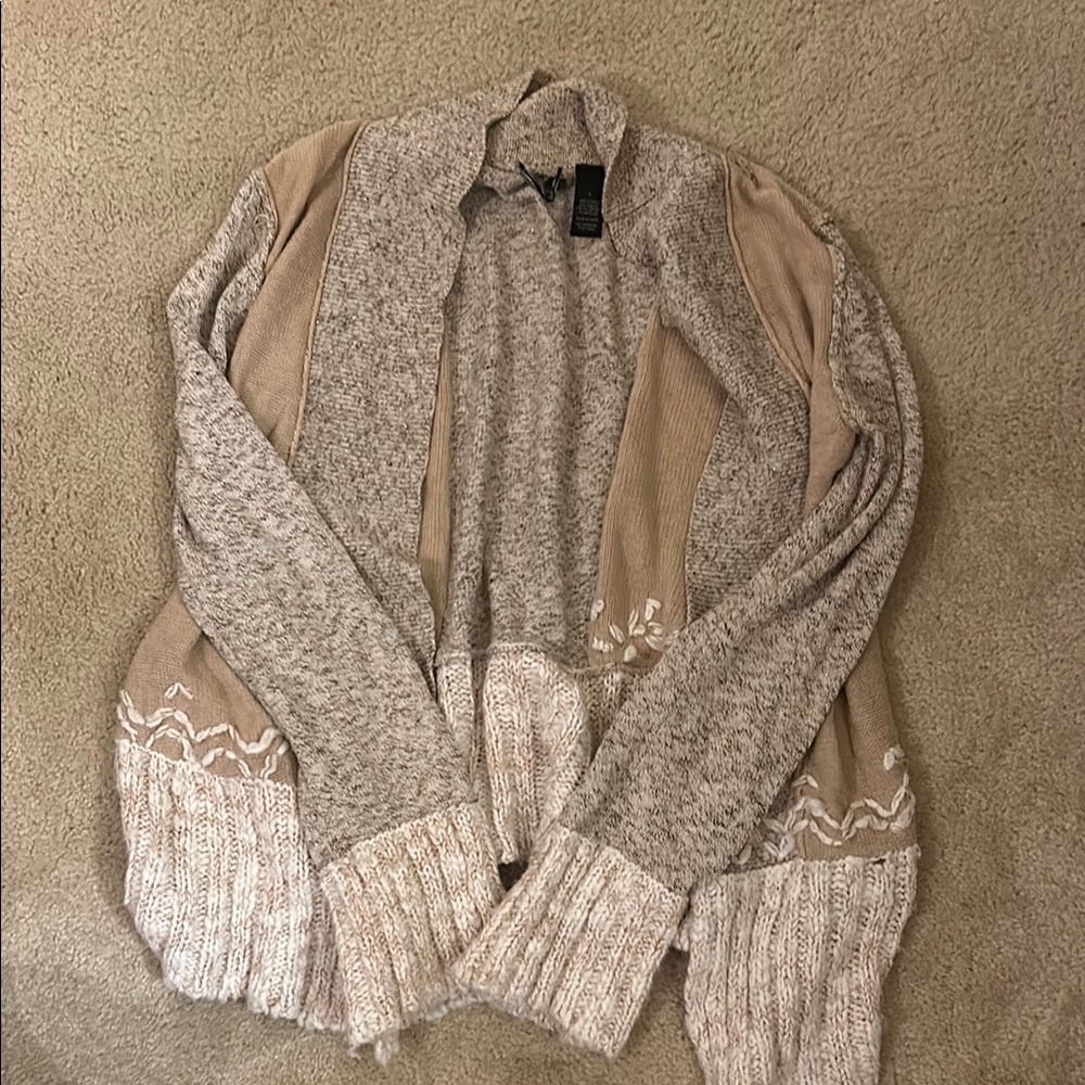 BKE Tan and Gray Cable Knit Cardigan Sweater
